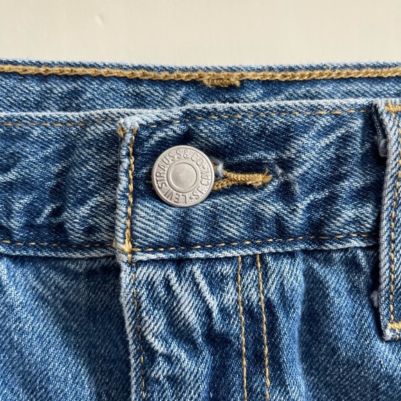 LEVI’S High Loose Taper Jeans - Picture 9 of 16